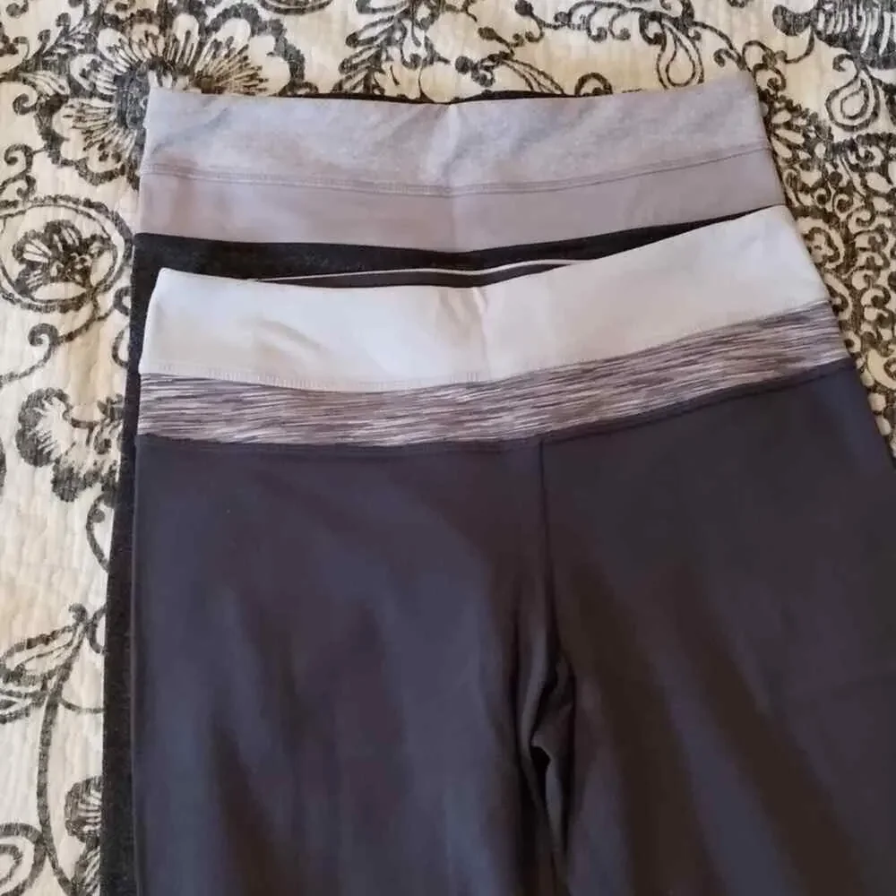 Lululemon LOT of TWO (2) Cropped Capri Gray Marled Leggings 4 (XS) REVERSIBLE